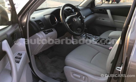 Buy Import Toyota Highlander Other Car in Import - Dubai in Barbados Buy Import Toyota Highlander Other Car in Import - Dubai in Barbados