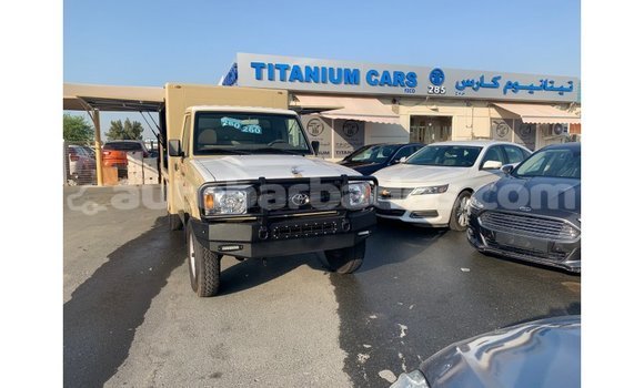 Buy Import Toyota Land Cruiser Beige Car in Import - Dubai in Barbados Buy Import Toyota Land Cruiser Beige Car in Import - Dubai in Barbados
