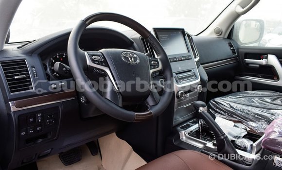 Buy Import Toyota Land Cruiser White Car in Import - Dubai in Barbados Buy Import Toyota Land Cruiser White Car in Import - Dubai in Barbados