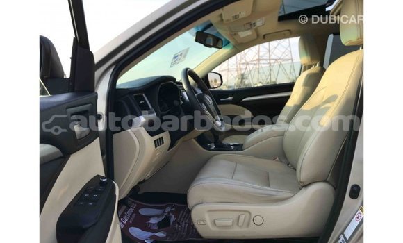 Buy Import Toyota Highlander Other Car in Import - Dubai in Barbados Buy Import Toyota Highlander Other Car in Import - Dubai in Barbados