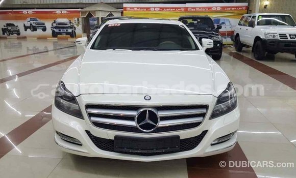 Buy Import Mercedes-Benz 190 (W201) White Car in Import - Dubai in Barbados Buy Import Mercedes-Benz 190 (W201) White Car in Import - Dubai in Barbados