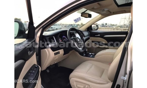 Buy Import Toyota Highlander Other Car in Import - Dubai in Barbados Buy Import Toyota Highlander Other Car in Import - Dubai in Barbados