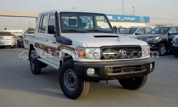 Buy Import Toyota Land Cruiser White Car in Import - Dubai in Barbados Buy Import Toyota Land Cruiser White Car in Import - Dubai in Barbados