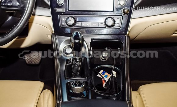 Buy Import Nissan Maxima White Car in Import - Dubai in Barbados Buy Import Nissan Maxima White Car in Import - Dubai in Barbados