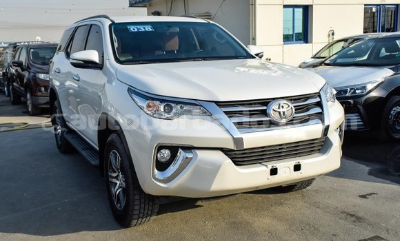 Buy Import Toyota Fortuner White Car in Import - Dubai in Barbados Buy Import Toyota Fortuner White Car in Import - Dubai in Barbados