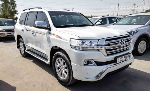 Buy Import Toyota Land Cruiser White Car in Import - Dubai in Barbados Buy Import Toyota Land Cruiser White Car in Import - Dubai in Barbados