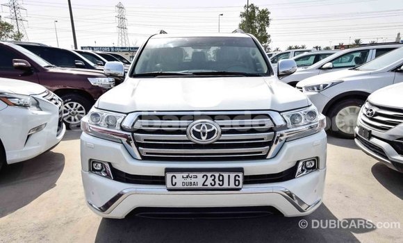 Buy Import Toyota Land Cruiser White Car in Import - Dubai in Barbados Buy Import Toyota Land Cruiser White Car in Import - Dubai in Barbados