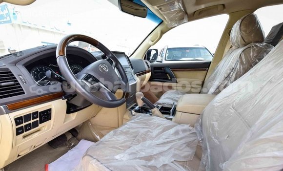 Buy Import Toyota Land Cruiser White Car in Import - Dubai in Barbados Buy Import Toyota Land Cruiser White Car in Import - Dubai in Barbados