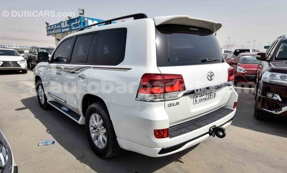 Buy Import Toyota Land Cruiser White Car in Import - Dubai in Barbados Buy Import Toyota Land Cruiser White Car in Import - Dubai in Barbados