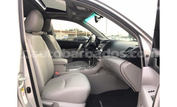 Buy Import Toyota Highlander Other Car in Import - Dubai in Barbados Buy Import Toyota Highlander Other Car in Import - Dubai in Barbados