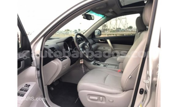 Buy Import Toyota Highlander Other Car in Import - Dubai in Barbados Buy Import Toyota Highlander Other Car in Import - Dubai in Barbados
