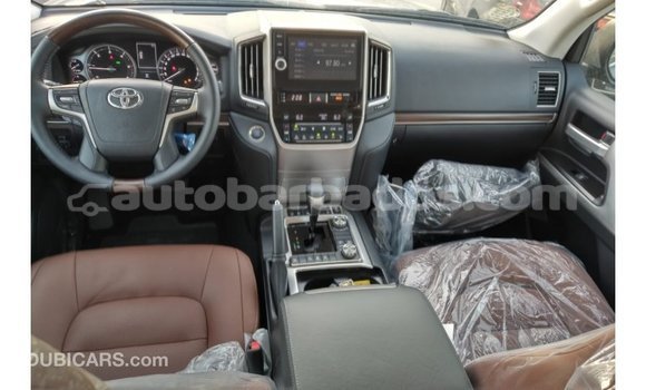 Buy Import Toyota Land Cruiser White Car in Import - Dubai in Barbados Buy Import Toyota Land Cruiser White Car in Import - Dubai in Barbados