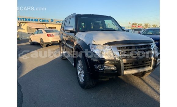 Buy Import Mitsubishi Pajero Black Car in Import - Dubai in Barbados Buy Import Mitsubishi Pajero Black Car in Import - Dubai in Barbados