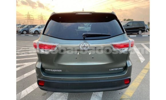 Buy Import Toyota Highlander Green Car in Import - Dubai in Barbados Buy Import Toyota Highlander Green Car in Import - Dubai in Barbados
