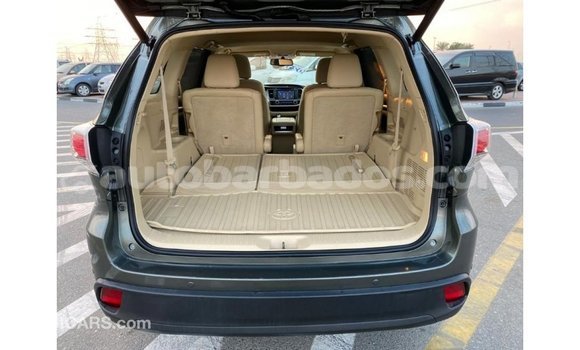 Buy Import Toyota Highlander Green Car in Import - Dubai in Barbados Buy Import Toyota Highlander Green Car in Import - Dubai in Barbados