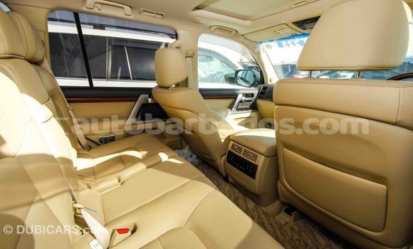 Buy Import Toyota Land Cruiser White Car in Import - Dubai in Barbados Buy Import Toyota Land Cruiser White Car in Import - Dubai in Barbados