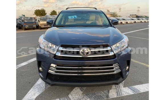Buy Import Toyota Highlander Blue Car in Import - Dubai in Barbados Buy Import Toyota Highlander Blue Car in Import - Dubai in Barbados