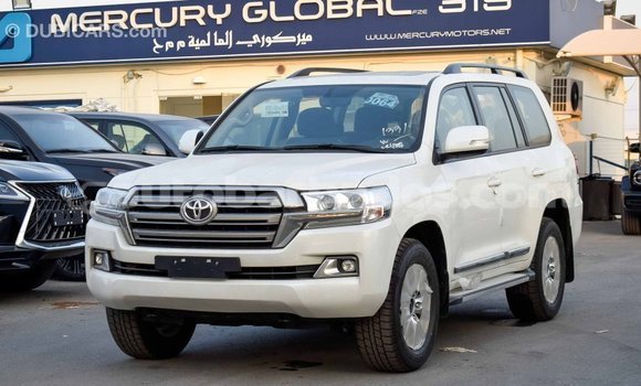 Buy Import Toyota Land Cruiser White Car in Import - Dubai in Barbados Buy Import Toyota Land Cruiser White Car in Import - Dubai in Barbados