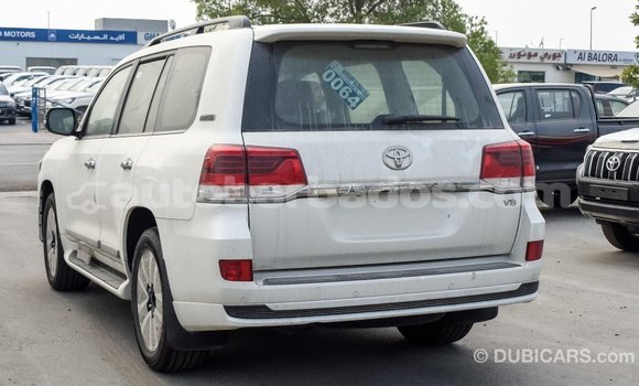 Buy Import Toyota Land Cruiser White Car in Import - Dubai in Barbados Buy Import Toyota Land Cruiser White Car in Import - Dubai in Barbados