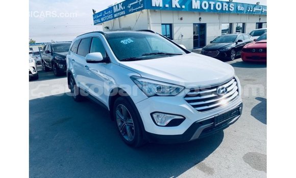 Buy Import Hyundai Santa Fe White Car in Import - Dubai in Barbados Buy Import Hyundai Santa Fe White Car in Import - Dubai in Barbados