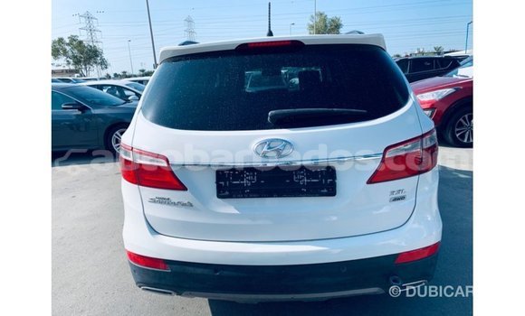 Buy Import Hyundai Santa Fe White Car in Import - Dubai in Barbados Buy Import Hyundai Santa Fe White Car in Import - Dubai in Barbados