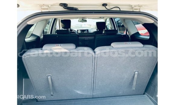 Buy Import Hyundai Santa Fe White Car in Import - Dubai in Barbados Buy Import Hyundai Santa Fe White Car in Import - Dubai in Barbados