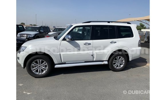 Buy Import Mitsubishi Pajero White Car in Import - Dubai in Barbados Buy Import Mitsubishi Pajero White Car in Import - Dubai in Barbados