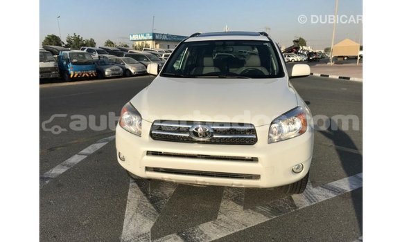 Buy Import Toyota HiAce White Truck in Import - Dubai in Barbados Buy Import Toyota HiAce White Truck in Import - Dubai in Barbados