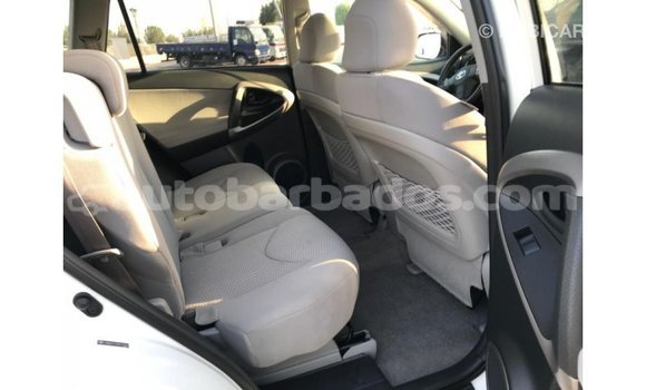 Buy Import Toyota HiAce White Truck in Import - Dubai in Barbados Buy Import Toyota HiAce White Truck in Import - Dubai in Barbados