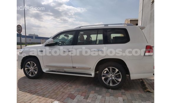 Buy Import Toyota Land Cruiser White Car in Import - Dubai in Barbados Buy Import Toyota Land Cruiser White Car in Import - Dubai in Barbados