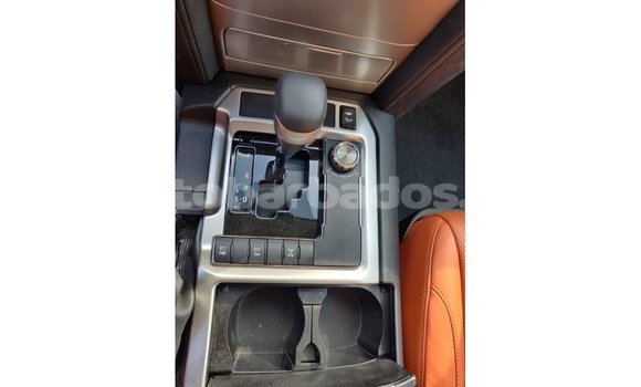 Buy Import Toyota Land Cruiser White Car in Import - Dubai in Barbados Buy Import Toyota Land Cruiser White Car in Import - Dubai in Barbados