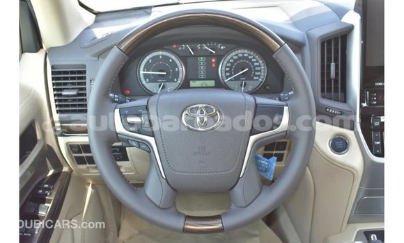 Buy Import Toyota Land Cruiser White Car in Import - Dubai in Barbados Buy Import Toyota Land Cruiser White Car in Import - Dubai in Barbados