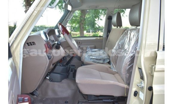 Buy Import Toyota Land Cruiser Beige Car in Import - Dubai in Barbados Buy Import Toyota Land Cruiser Beige Car in Import - Dubai in Barbados