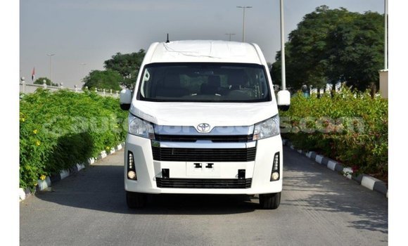 Buy Import Toyota Hiace White Car in Import - Dubai in Barbados Buy Import Toyota Hiace White Car in Import - Dubai in Barbados