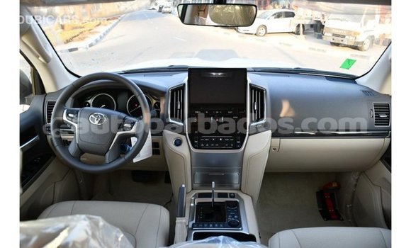 Buy Import Toyota Land Cruiser White Car in Import - Dubai in Barbados Buy Import Toyota Land Cruiser White Car in Import - Dubai in Barbados