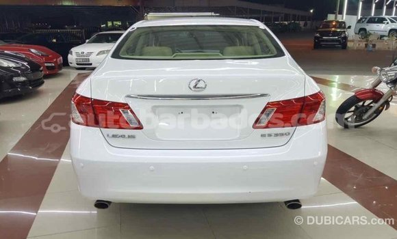 Buy Import Lexus ES White Car in Import - Dubai in Barbados