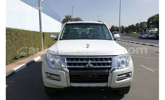 Buy Import Mitsubishi Pajero White Car in Import - Dubai in Barbados Buy Import Mitsubishi Pajero White Car in Import - Dubai in Barbados