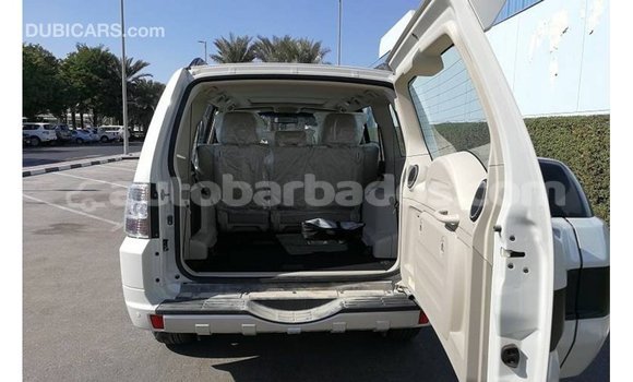 Buy Import Mitsubishi Pajero White Car in Import - Dubai in Barbados Buy Import Mitsubishi Pajero White Car in Import - Dubai in Barbados
