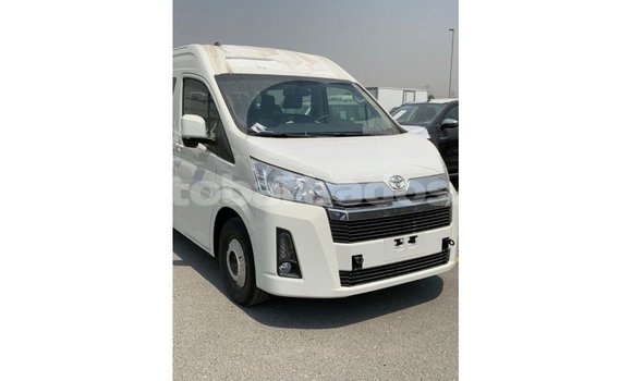 Buy Import Toyota Hiace White Car in Import - Dubai in Barbados Buy Import Toyota Hiace White Car in Import - Dubai in Barbados