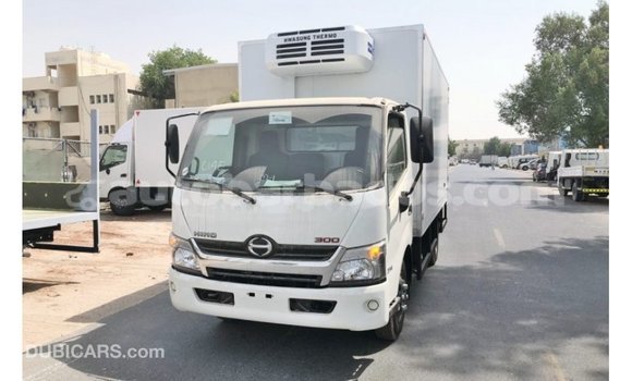 Buy Import Hino 300 Series White Truck in Import - Dubai in Barbados Buy Import Hino 300 Series White Truck in Import - Dubai in Barbados