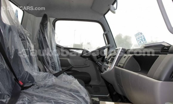 Buy Import Mitsubishi L400 White Truck in Import - Dubai in Barbados Buy Import Mitsubishi L400 White Truck in Import - Dubai in Barbados