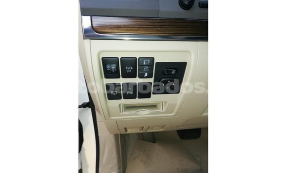 Buy Import Toyota Land Cruiser White Car in Import - Dubai in Barbados Buy Import Toyota Land Cruiser White Car in Import - Dubai in Barbados