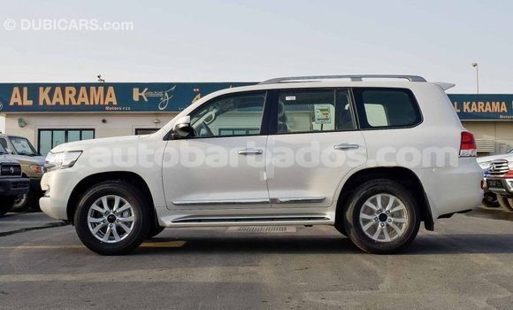 Buy Import Toyota Land Cruiser White Car in Import - Dubai in Barbados Buy Import Toyota Land Cruiser White Car in Import - Dubai in Barbados
