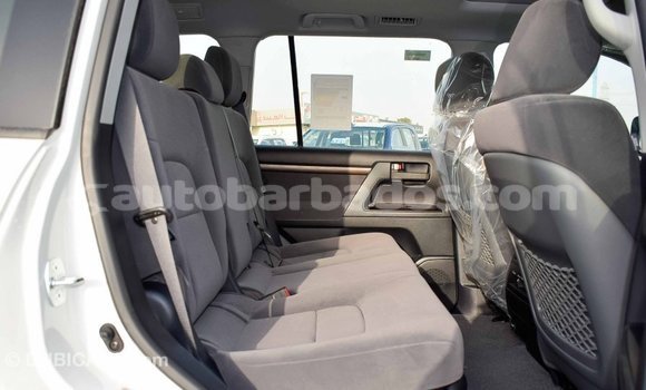 Buy Import Toyota Land Cruiser White Car in Import - Dubai in Barbados Buy Import Toyota Land Cruiser White Car in Import - Dubai in Barbados