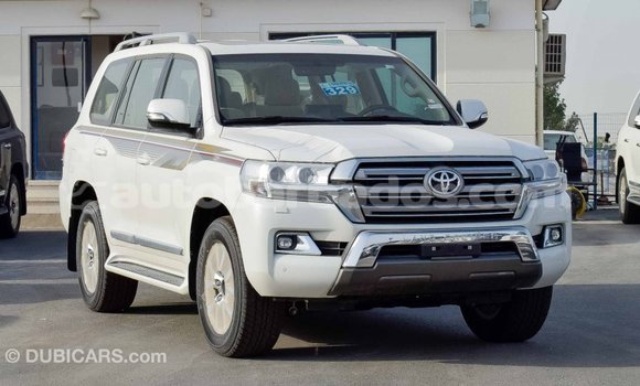 Buy Import Toyota Land Cruiser White Car in Import - Dubai in Barbados Buy Import Toyota Land Cruiser White Car in Import - Dubai in Barbados
