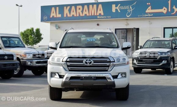 Buy Import Toyota Land Cruiser White Car in Import - Dubai in Barbados Buy Import Toyota Land Cruiser White Car in Import - Dubai in Barbados