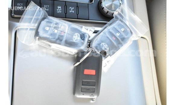 Buy Import Toyota Land Cruiser White Car in Import - Dubai in Barbados Buy Import Toyota Land Cruiser White Car in Import - Dubai in Barbados