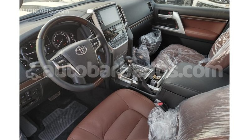 Big with watermark toyota land cruiser barbados import dubai 1813
