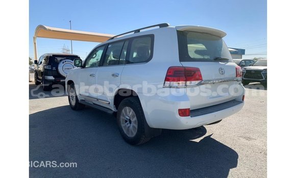 Buy Import Toyota Land Cruiser White Car in Import - Dubai in Barbados Buy Import Toyota Land Cruiser White Car in Import - Dubai in Barbados