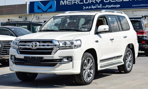 Buy Import Toyota Land Cruiser White Car in Import - Dubai in Barbados Buy Import Toyota Land Cruiser White Car in Import - Dubai in Barbados